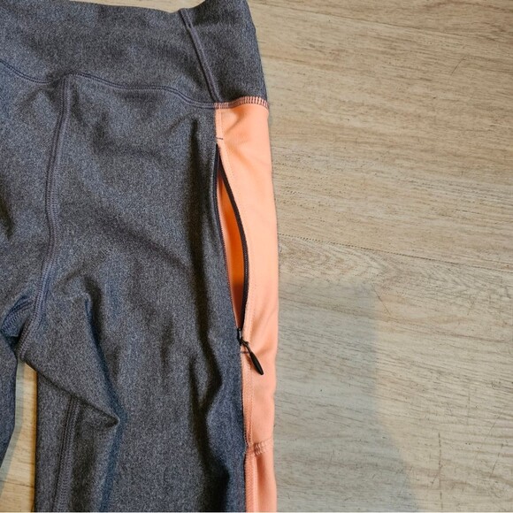 Womens Size S Peach and Grey Underarmour Leggings - Picture 5 of 6